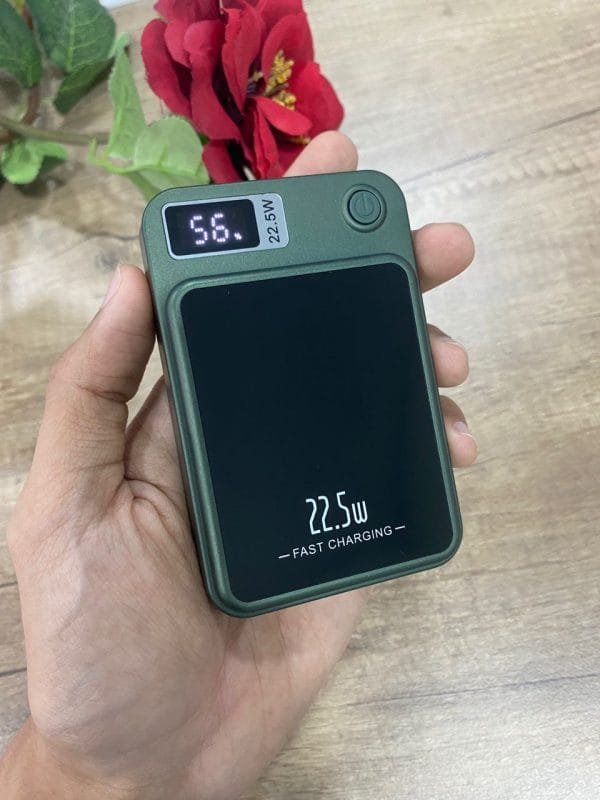 MAGNETIC WIRELESS POWERBANK 12,000 MAH - Image 4