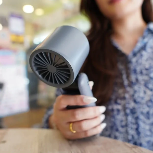 Moden, ringan & senang dibawa ke mana-mana ✨Nak nampak cool sambil feeling angin sejuk Aircond F (3) (1)