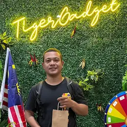 fakhrul customer