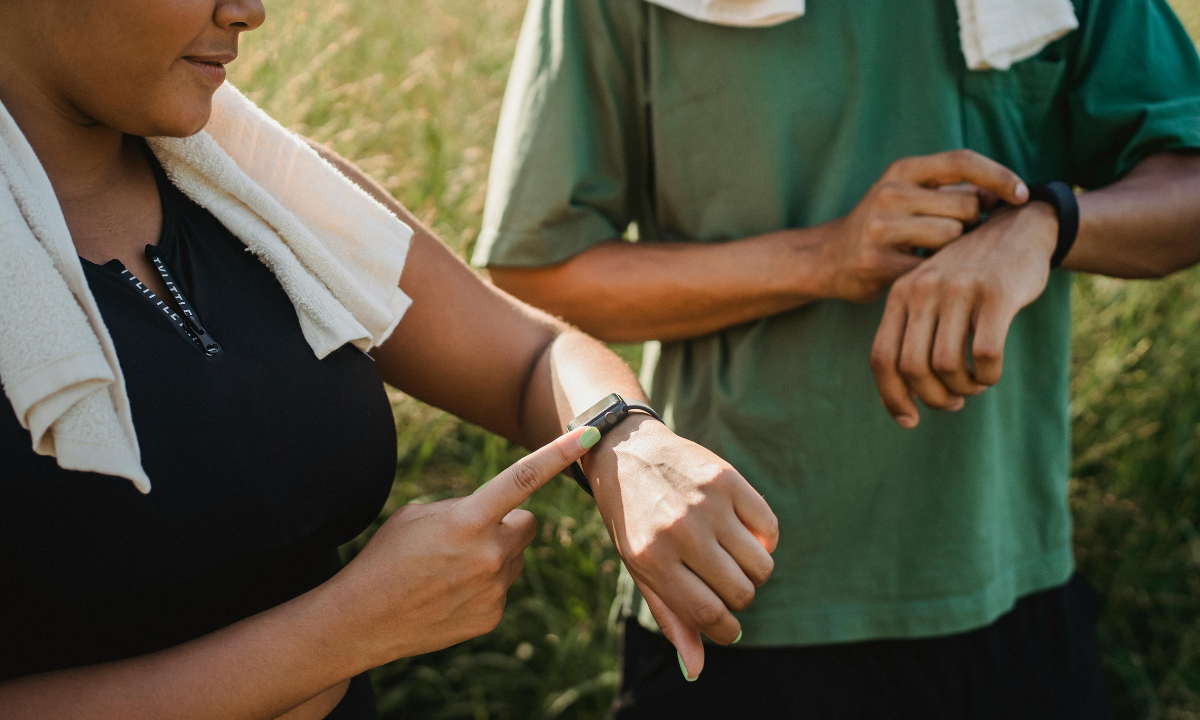smartwatch health tracking